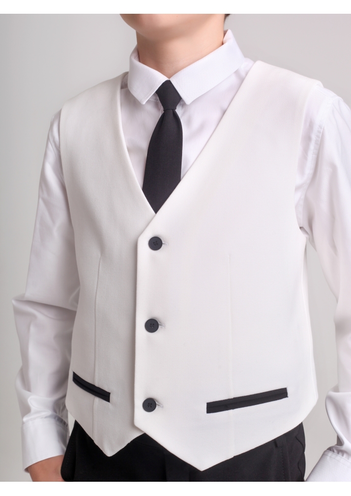 Костюм для мальчика белый  KCN0505